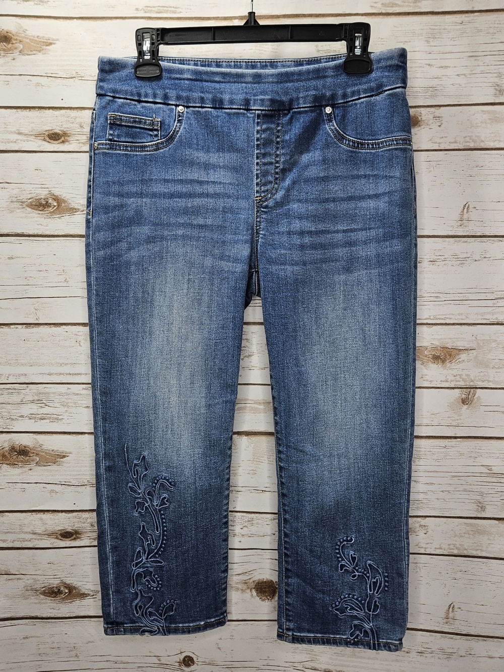 Chico's Pull On Capri Jeans Size Chico's 0 = 4US